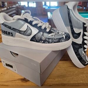 Nike Air Force 1-Custom Raiders
